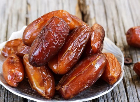 تصویر 4 از قیمت خرما استعمران درجه یک با کیفیت ارزان + خرید عمده